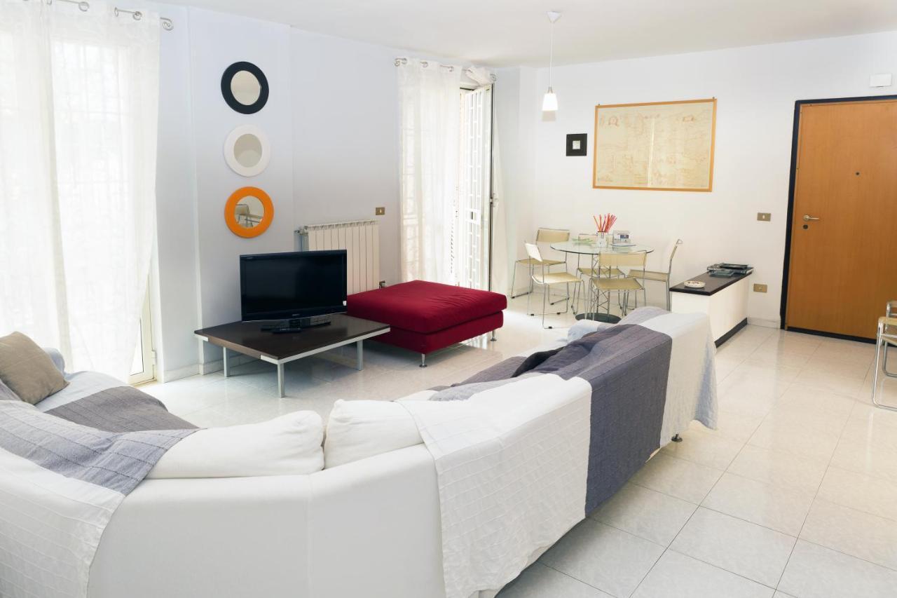 Merola Sisters Holiday Home Казерта Экстерьер фото