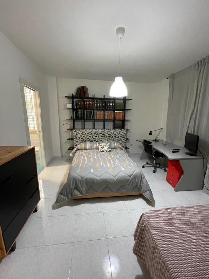 Merola Sisters Holiday Home Казерта Экстерьер фото